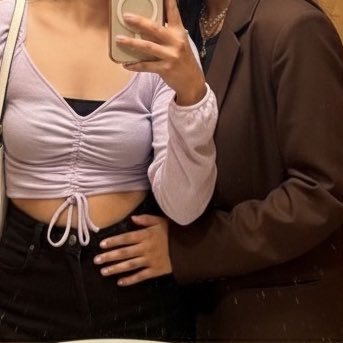non_serious_'s profile picture. fragments of my decaying mental health 🥂