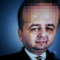 Viitor fost judecător neconstituțional.
Coleg de servicii cu Geany si Bobi.
Jandarm în rezervă.
Hobby: colecționarea ștampilelor.
Moto: Mai dregem busuiocul ?