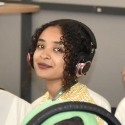 Thetsionn's profile picture. 🌻