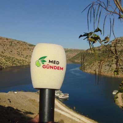 Med Gündem ile dayanışma içinde olmak, özgür basını savunmaktır. Gerçeklerin sesi kısılamaz! Destekleyelim, paylaşalım, dayanışmayı büyütelim. Spas/Teşekkürler