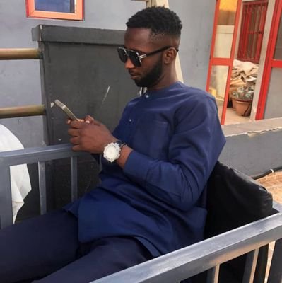 data analysis with R and excel 👨💻
,other things on some given days 🤫(just out here trying to stay afloat in a zoo of a country)