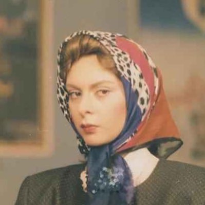 ReversedYadseut's profile picture. کم‌رنگ