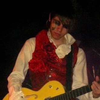 ryan roodletoodingleross 17👴autistic and dyslexic👎
frank iero#1 lad minhosquee