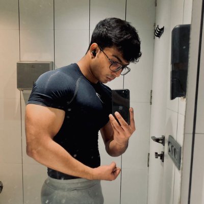 21, Founding Engineer - https://t.co/GMiUxxzQmx
https://t.co/8vGdH1JgMU