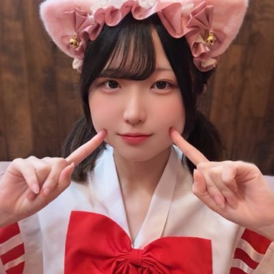 mei_micopuri's profile picture. 📍大阪日本橋 ⛩巫女猫神社ｶﾌｪ⛩🌸𓏸︎︎︎︎𓈒 @micozakura 𓈒𓏸︎︎︎︎🌸 ＆ 🎤めぃくるのピンク🩷 @makeroom_idol 𓂃め 〜 い っ ぱ い の ハッピー を 届 け た い 𓂃毎日TikTok配信中🎶【 来店予約.遠隔のみDM可💌 会えたらフォロバできます◎】