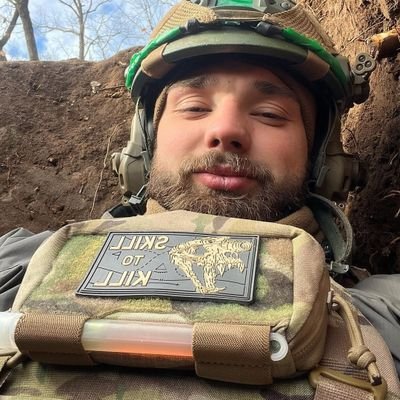 Mykhailo574185's profile picture. Хоробрий чоловік радіє негараздам, так само як хоробрі солдати перемагають на війні