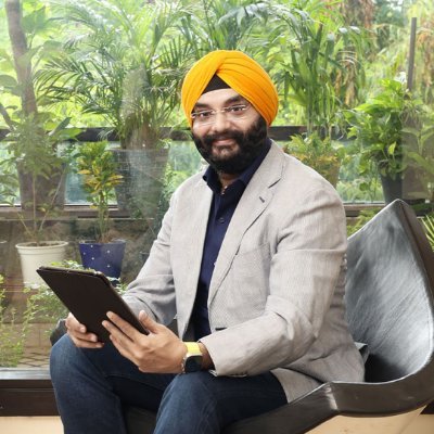 Maestro of IT, Surveillance & Systems Integration Gadgets Expert and Futuristic Thinker | Curator of Next-Generation Digital Experiences
Director @GlobalGadget
