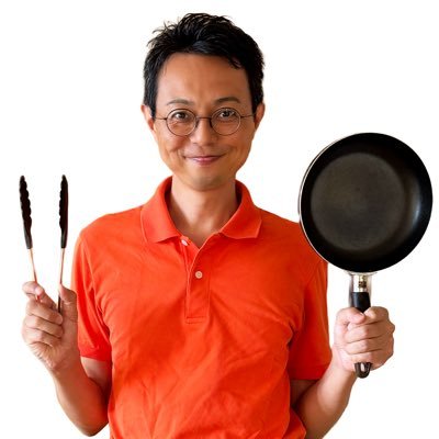 🔸フードクリエイター
🔸5人の子どものパパ。
🔸子どもが喜ぶ「おうちごはん」と大人が喜ぶ「酒肴」が得意。
🔸食の実験の場「TSUGULAB」主宰(不定期)。
🔸大阪生まれ大阪育ち。結婚を機に、妻の地元・岐阜に移住。
🔸地域メディア「ツグロコ」運営、ウェブサイト制作・スマホアプリ制作の会社代表。