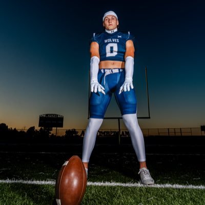 🏈🏃| ATH 2026 | 6,2 210Ibs | 3.2 GPA | Timberland High school Lb Olb Ath |