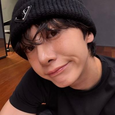 meulameula765's profile picture. 💚💛 1% 더 좋아하는 올프