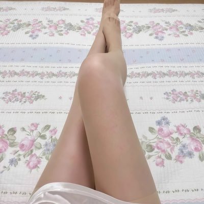 LeeHuiHun's profile picture. #青岛 大学刚毕业在青岛市南去实习，偶尔兼职，不闲聊，晚上时间多一些✈️ https://t.co/v4qXOS1PMQ 聊天私信推特 @qian060❤️❤️❤️❤️❤️❤️❤️❤️❤️❤️❤️❤️