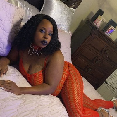 I’m your digital muse — a mix of bratty baby girl & obedient good girl
(Fetish Friendly)
$ For Custom Content/ Live Shows
Deposit Required For Private Bookings