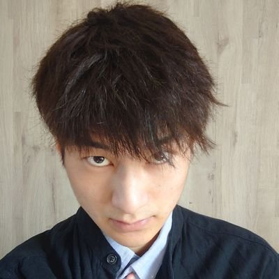 RizRoamリーダー♦️/緑色💚/INFJ-T/究極陰キャ/ゲーマー🎮️/アニオタ/カフェ巡り☕/ド天然/モンストライカー/スマブラ好き/お気楽自由人/楽観的/ほぼ趣味垢/座右の銘➸失敗の先に成功がある・過去を振り返らずそして引きづらず現在を見つめよ、その先に幸せがきっとある・カッコいいとクールこそが正義✨️