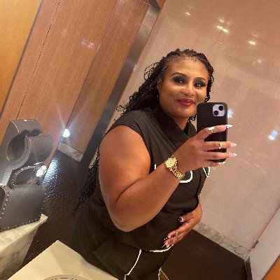 God. Goals. Growing. Glowing. ✨ authentically 🇧🇸, shalom ✌🏽, I & I 🙏🏼 , A Creative 🫶🏽 Biologist Bae 👩🔬🧪 w’s all day. . 🍁✨
