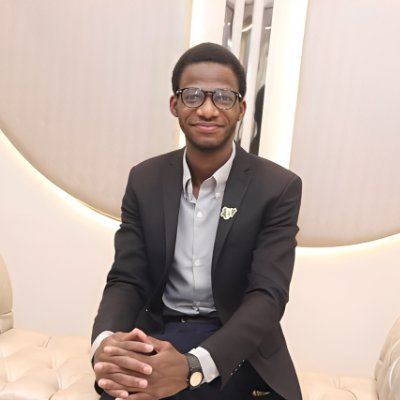 طالب علم ومحب لدراسة العلوم الشرعية الإسلامية