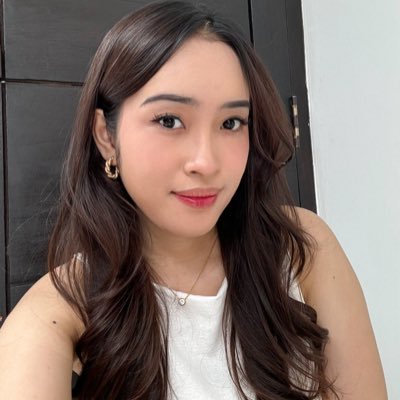 beauty enthusiast 🌸 | 💌 kindly DM / email for any inquiries ᰔ workwithnessaa@gmail.com