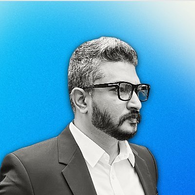 Founder @ SlamDunk® | Global Design & Marketing Director | Ex-Reliance | Ex HCL | Brand Identity, Strategy & MarTech | Foodie | Car Enthusiast