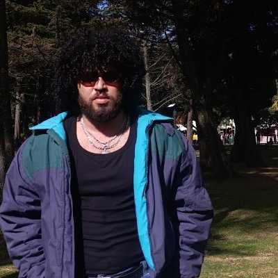 Del cine y procrastinar en redes. Rojo en el fútbol, rojo en la vida.