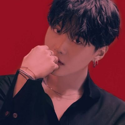 gak balik nulis, cuman akun khusus fangirling.. yg mau unfoll silahkan 😘