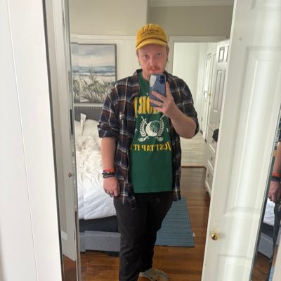 Zroche34's profile picture. 