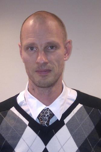 Rektor på en 4-9 skola, twittrar skol- och pedagogiska frågor ur ett personligt perspektiv