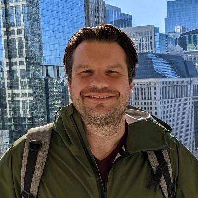 Poker Pro → Senior Engineer → Entrepreneur
Building Bold Line Studios into a beast.
❤️ @laravelphp
❤️ @NewYorkRedBulls