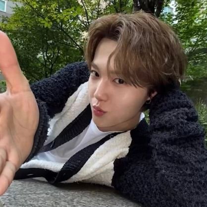ᯓ ᡣ𐭩 𝘸𝘦'𝘭𝘭 𝘣𝘦 𝘶𝘯𝘥𝘦𝘳 𝘵𝘩𝘦 𝘴𝘢𝘮𝘦 𝘴𝘬𝘺, 𝘥𝘰𝘯'𝘵 𝘸𝘰𝘳𝘳𝘺 𝘣𝘢𝘣𝘦 ✰ @treasuremembers #TR10 ✰ in ♥︎ w/ kdy ⸜(。˃ ᵕ ˂)⸝♡ ☆ teume only ☆