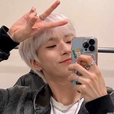 𝑴𝒐𝒐𝒏𝒃𝒊𝒏, 𝒊 𝒍𝒐𝒗𝒆 𝒚𝒐𝒖 𝒕𝒐 𝒕𝒉𝒆 𝒎𝒐𝒐𝒏 𝒂𝒏𝒅 𝒕𝒐 𝑺𝒂𝒕𝒖𝒓𝒏.