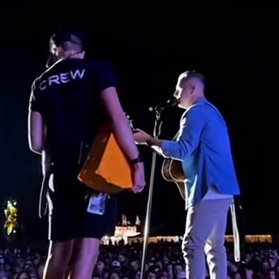 Singer, songwriter, husband, father of 2 beautiful girls. 'Don't Stop Praying' the album OUT NOW https://t.co/EbZNGADNU9