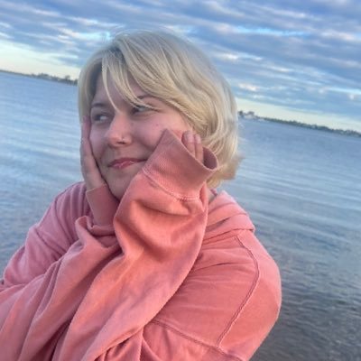 ramennoodlerose's profile picture. boyprincess supreme