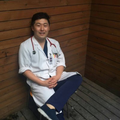 🎌
内なる旅 道はいつも明確とは限りませんが、ほんの小さな一歩でも、あなた自身の心の中の風景の奥深くへと連れて行ってくれます。風のささやきに耳を傾けてください。風は道を知っています。