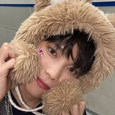 ꒰ 🦋 ꒱ؘ 💭 一目惚れだったのよ。( love at first sight ) — currently focus on #INI #DESIRE4 #NexT1DE #黄俊捷 #DXTEEN #赞多* ˚ ✦ | only #邵子恒 #新澈 🐺🐰