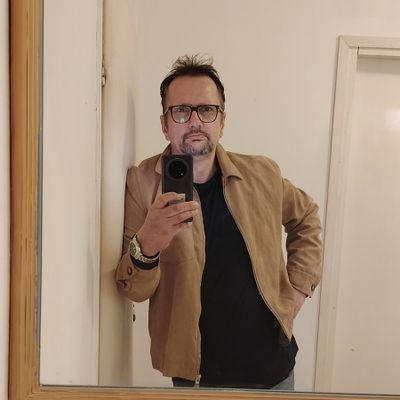 Kele85138050312's profile picture. I have a girlfriend so please stop sending me anything. Not interested.