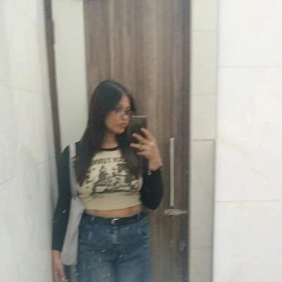 sonalirawatttt's profile picture. Web Developer 👨‍💻 | Student  | Aspiring SDE 💼 | Learning in public 📚 | JavaScript ⚡ Python
| HTML | CSS | Sharing my learning and experiences