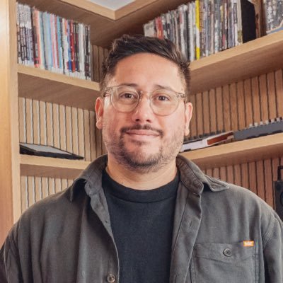Co-founder, Writer & Community Builder @thesubthread | curious about what’s next | video game obsessed | former CEO @digitalfrontier