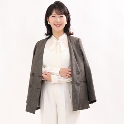 🎤ラジオDJ /MC📻FM大阪「なんMEGA! 」/ FM京都 α‐STATION「UICK Radio」/ 山登り/広島東洋カープ/ライブ/星のソムリエ (星空案内人)🔰/ポケモン🫶Instagramはayana.maeda