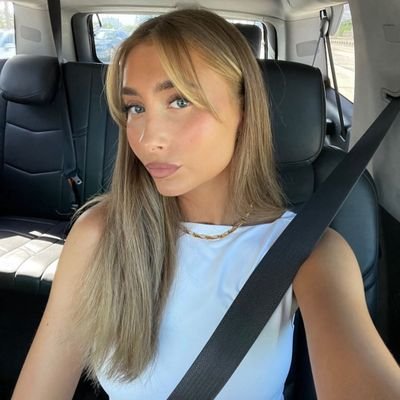 HansleyXx73208's profile picture. 