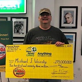 am Micheal j weirsky the winner of jackpot lottery $273million I am here to do giveaway of $50,000 to 800 people that first follow me here God bless America