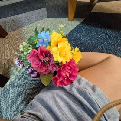 aidanokisetsu's profile picture. ⅓ hopeless romantic
⅓ thinking of picking up vices but not choosing to
⅓ comfort account