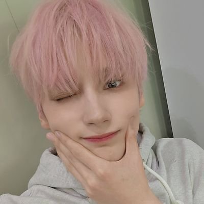 I like to read gay fan fiction about TXT members please tell me why in the stories people give them the girl reproductive parts If you're homophobic just say y