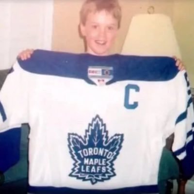 I teach hockey for a living. If you can’t skate & never played competitively, your hockey opinion means NOTHING!