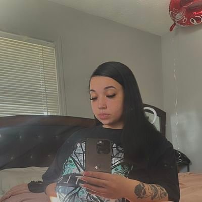 Hmu for meetup also doing freaky facetime and selling content all night? Hmu on telegram: https://t.co/83EvcclrOg