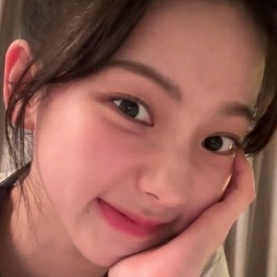 alifahnsa's profile picture. MY zone only 💅