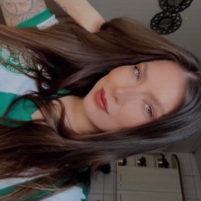 aquariana com ascendente em gêmeos e lua em aquário