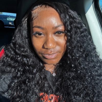 yourfavljw's profile picture. out the way