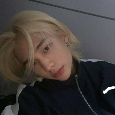 stay ot8🌊 ᯓ stray kids so fuckin special .ᐟ.ᐟ.ᐟ infpᰔHYUNHO NATIONᰔ | wife @bb_dwntwn | зк-@statesmell | DO RE MI FA-KING GIANT
