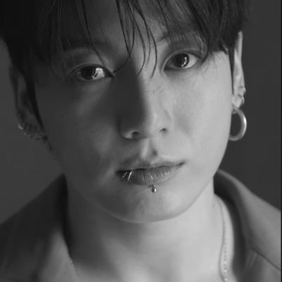 🩷 Jungkook is my forever singer 🩷
IG: mnijungkook 🩷 I'm a solo stan 🩷