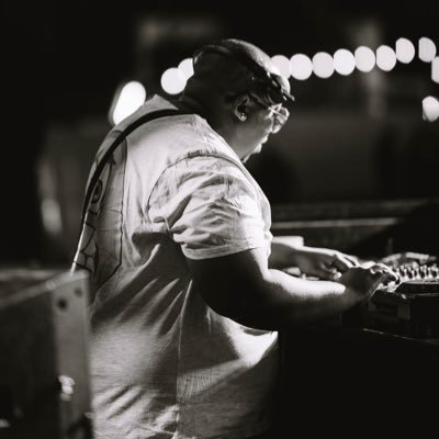 R&B/Hip Hop Dj For Bookings & Inquiries : 📧: book.frostbite@gmail.com