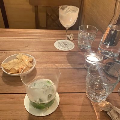 mulgyeol327's profile picture. 트렌스 애매따리. 안드로진과 트렌스맨 사이 어딘가 여성애자.