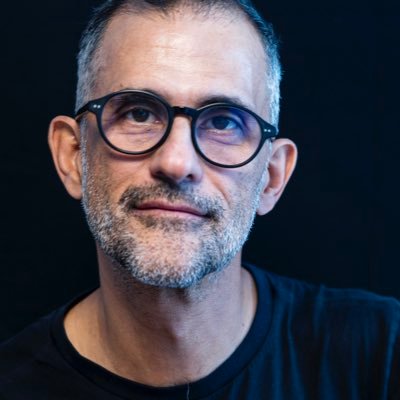 Fundador de 1er DIA Diseño en Iluminación Arquitectónica @1_DIA Lighting Designer / Arquitecto #1edDIAlight Fotógrafo arquitectura y paisaje #InstantesDeCIELO